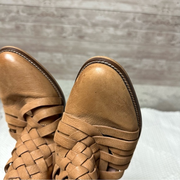 Woven Mules | Seychelles - Picture 5 of 12